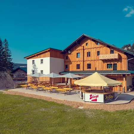 Joschi Almgasthof Guest house 3*